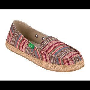 colorful sanuks